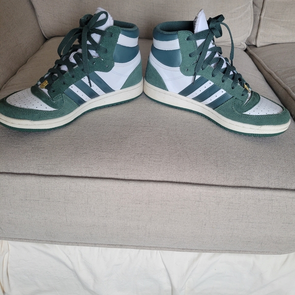 Adidas Women's Forest Green and White High-Tops - Picture 3 of 8